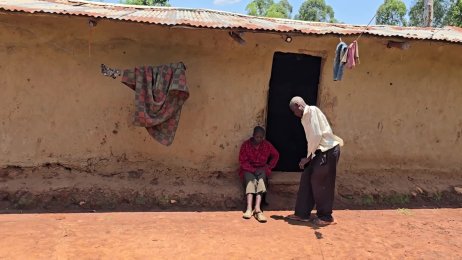 Visit with Leah & Omungu our lovely elderly couple just before concreting their house (Sept 18th 2024)